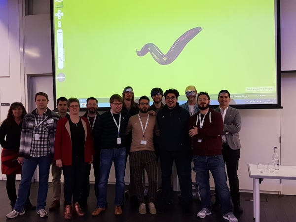 С коллегами по проекту OpenWorm на встрече в феврале 2018 г. в Лондоне